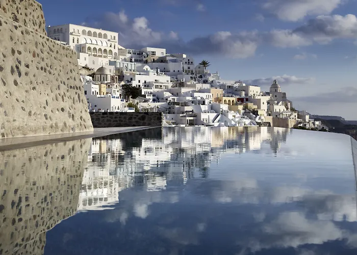 Hotels With Suites In Fira (Santorini) 